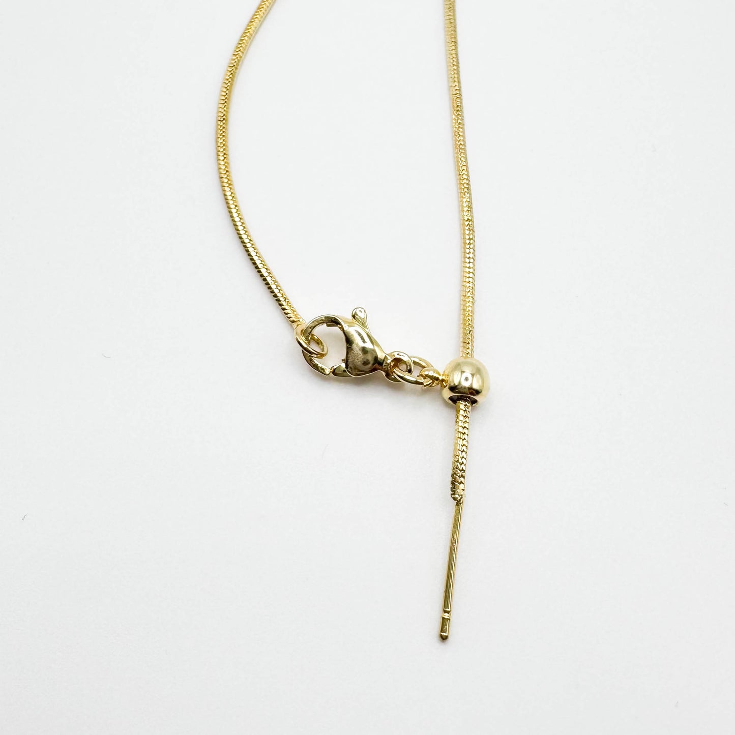 1 COLAR COM PINGENTE MENINA | Banhado a Ouro 18K