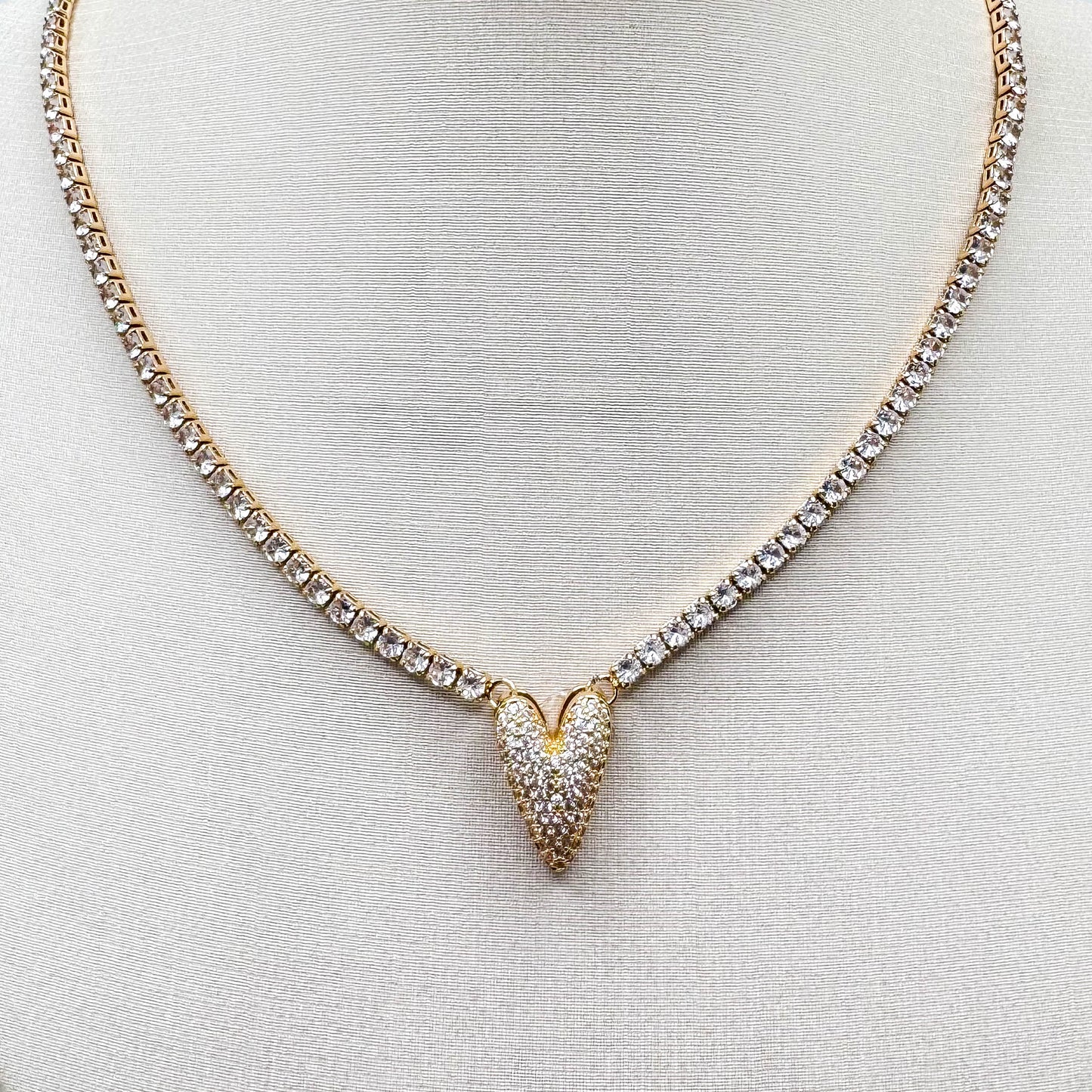 HEART CHOKER | 18K GOLD PLATED