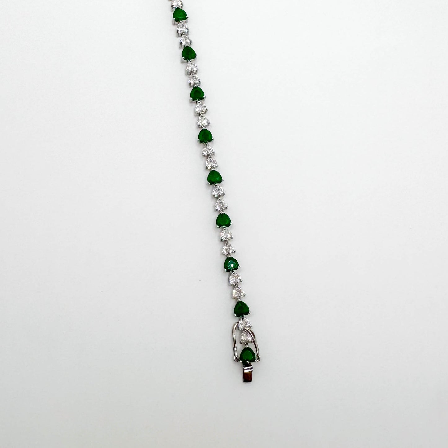 RHODIUM PLATED EMERALD HEARTS BRACELET