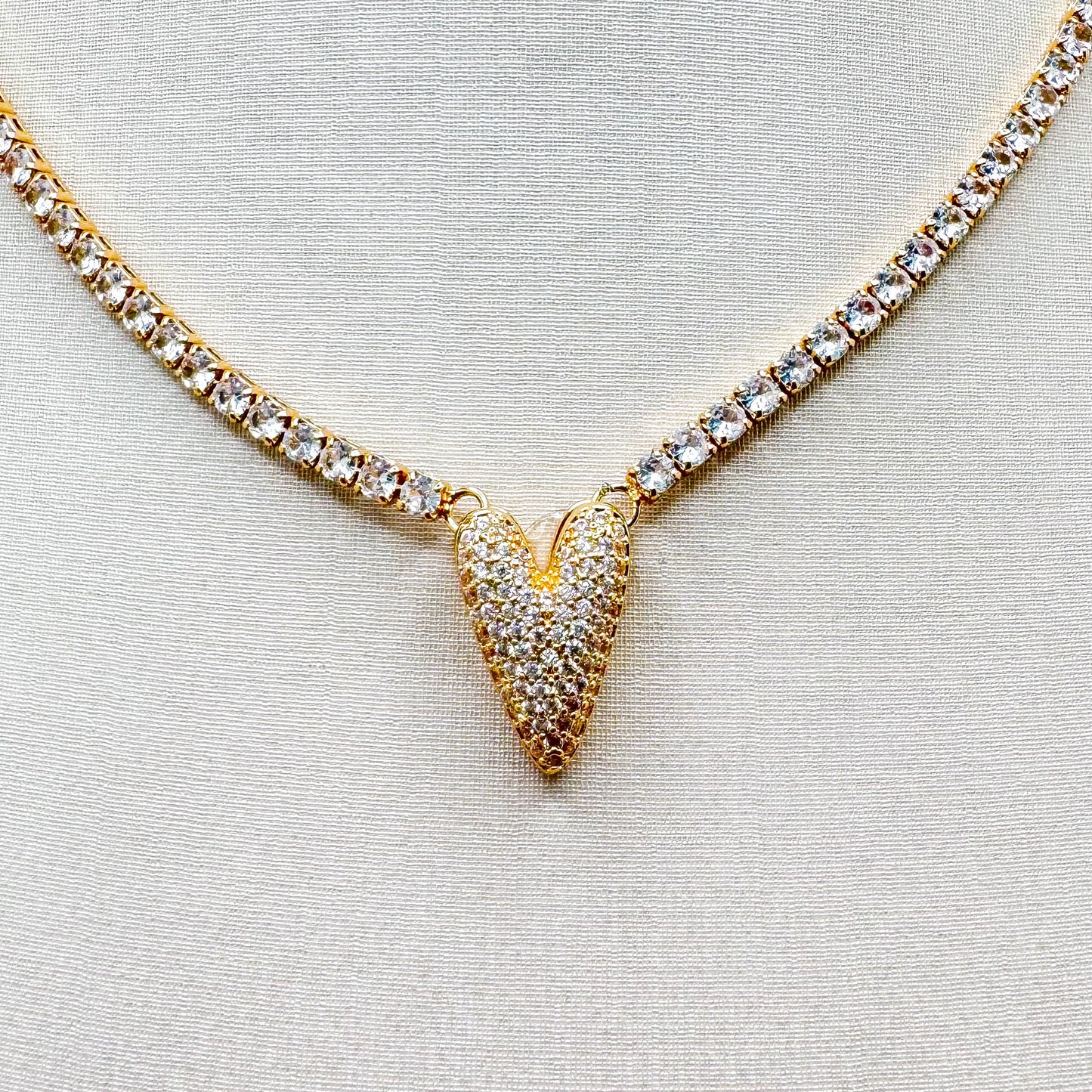 HEART CHOKER | 18K GOLD PLATED