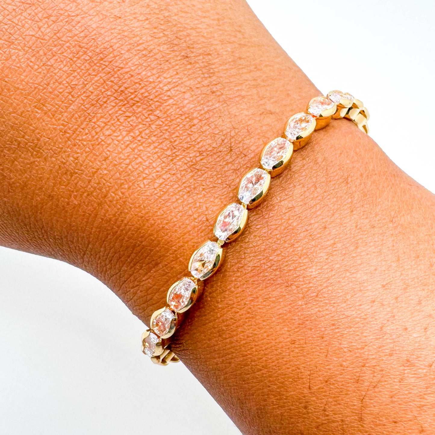 18K GOLD PLATED BRACELET STUDDED WITH ROSE ZIRCONIA